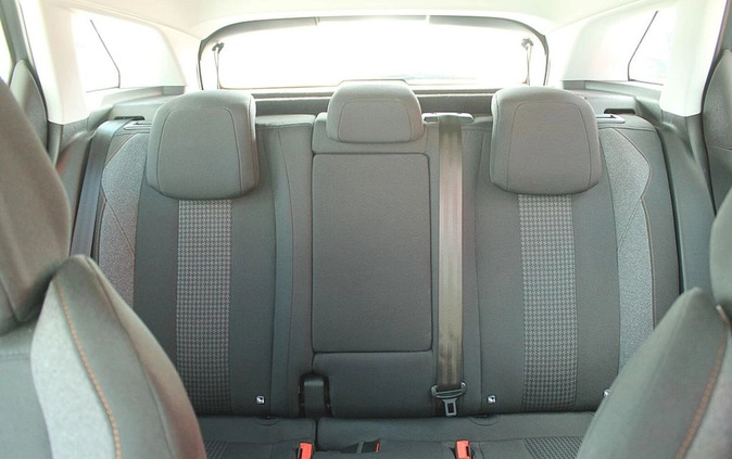 Peugeot 3008 cena 82990 przebieg: 85436, rok produkcji 2019 z Ełk małe 497